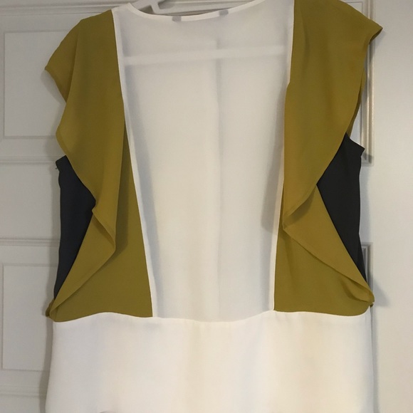 Top - Picture 2 of 3